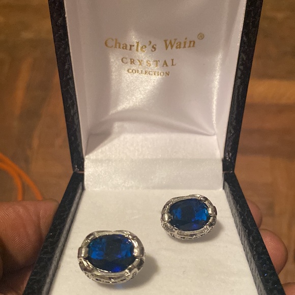 Cuff links custom made blue crystal cuff links sets - Picture 2 of 3